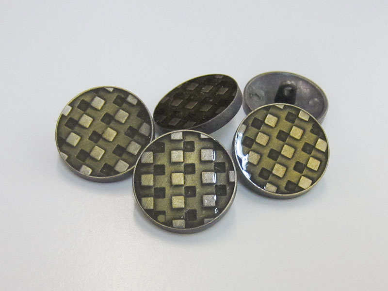 Moderner Metall Knopf mit graphischem Viereck Muster