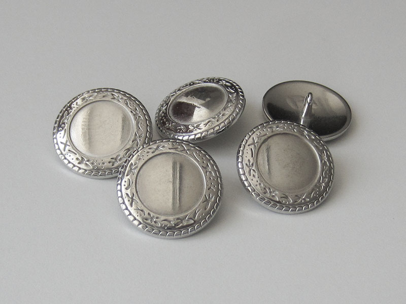 www.Knopfparadies.de - 3553sg - Hübsche Metallknöpfe mit Ethno Muster