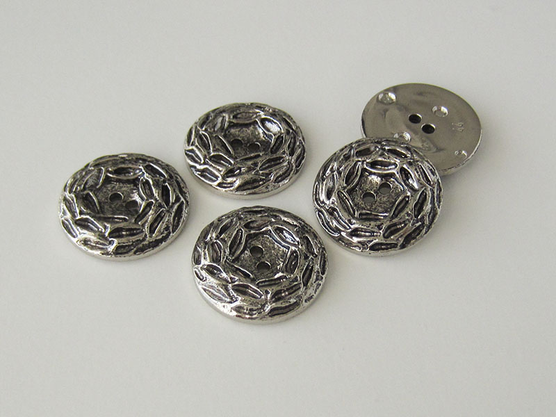 www.Knopfparadies.de - 1575as - Große leichte altsilberfarbene Kunststoffknöpfe in Metall Optik