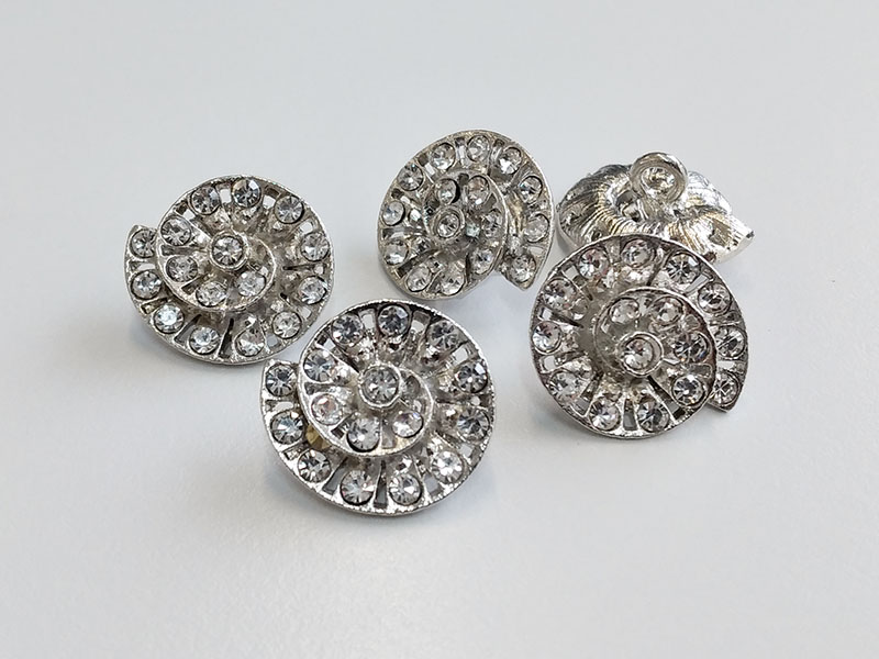 www.knopfparadies.de - 4460gl - Umwerfend schöne, etwas schwerere Glitzerknöpfe aus Metall