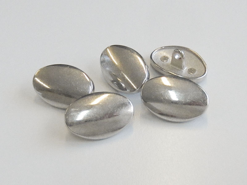 Silberfarbene ovale Metallknöpfe - günstigere B-WARE!