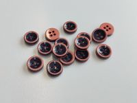 Vorschau: www.knopfparadies.de - 6751ar - Altrosa-schwarz gestreifte Kinderknöpfe aus Kunststoff Vorschau: www.knopfparadies.de - 6751ar - Altrosa-schwarz gestreifte Kinderknöpfe aus Kunststoff