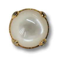 Besonders attraktive gold-weiße Schmuckknöpfe aus Kunststoff u. Metall Besonders attraktive gold-weiße Schmuckknöpfe aus Kunststoff u. Metall