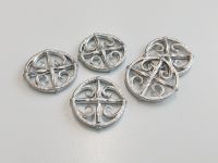 Vorschau: www.knopfparadies.de - 6064si - Silberfarbene, verschnörkelte Zierteile Vorschau: www.knopfparadies.de - 6064si - Silberfarbene, verschnörkelte Zierteile