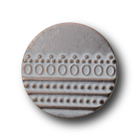 Kupfer-silberfb. Metallknopf m. weißem Nostalgiemuster Kupfer-silberfb. Metallknopf m. weißem Nostalgiemuster