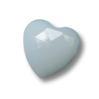 Facettierter hellblauer Kunststoff Knopf in Herz Form / B-WARE Facettierter hellblauer Kunststoff Knopf in Herz Form / B-WARE