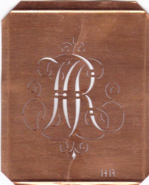 www.knopfparadies.de HR-sch-555 - Verschnörkelte, alte Kupferschablobe zum Sticken von Monogrammen HR