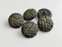 Vorschau: www.knopfparadies.de - 4256gn - Dunkelgrüne Kunststoffknöpfe, wie mit Band umwickelt Vorschau: www.knopfparadies.de - 4256gn - Dunkelgrüne Kunststoffknöpfe, wie mit Band umwickelt