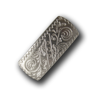 Rechteckiger Metall Ösen Knopf mit filligranem Muster Rechteckiger Metall Ösen Knopf mit filligranem Muster