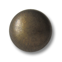 Gewölbter Metall Ösen Knopf in Altmessingfarben mit Schraffierung Gewölbter Metall Ösen Knopf in Altmessingfarben mit Schraffierung