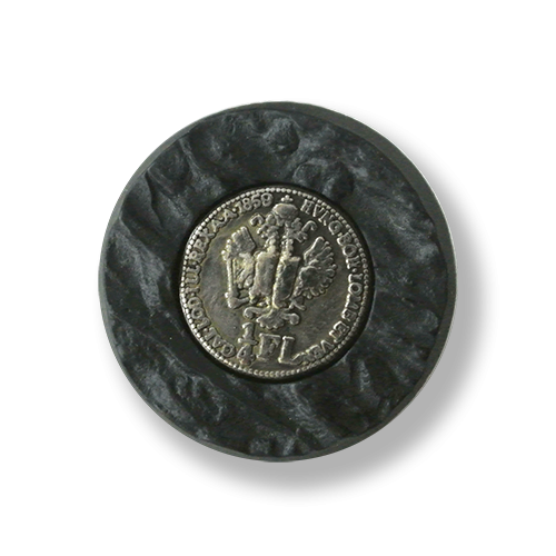 Schwarzer Knopf in Horn Optik mit silberfb. Münze