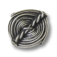 Alt wirkender Metall Knopf wie aus dem Mittelalter Alt wirkender Metall Knopf wie aus dem Mittelalter