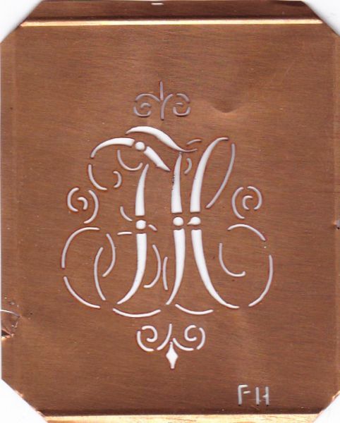 www.knopfparadies.de FH-sch-555 - Verschnörkelte, alte Kupferschablobe zum Sticken von Monogrammen FH